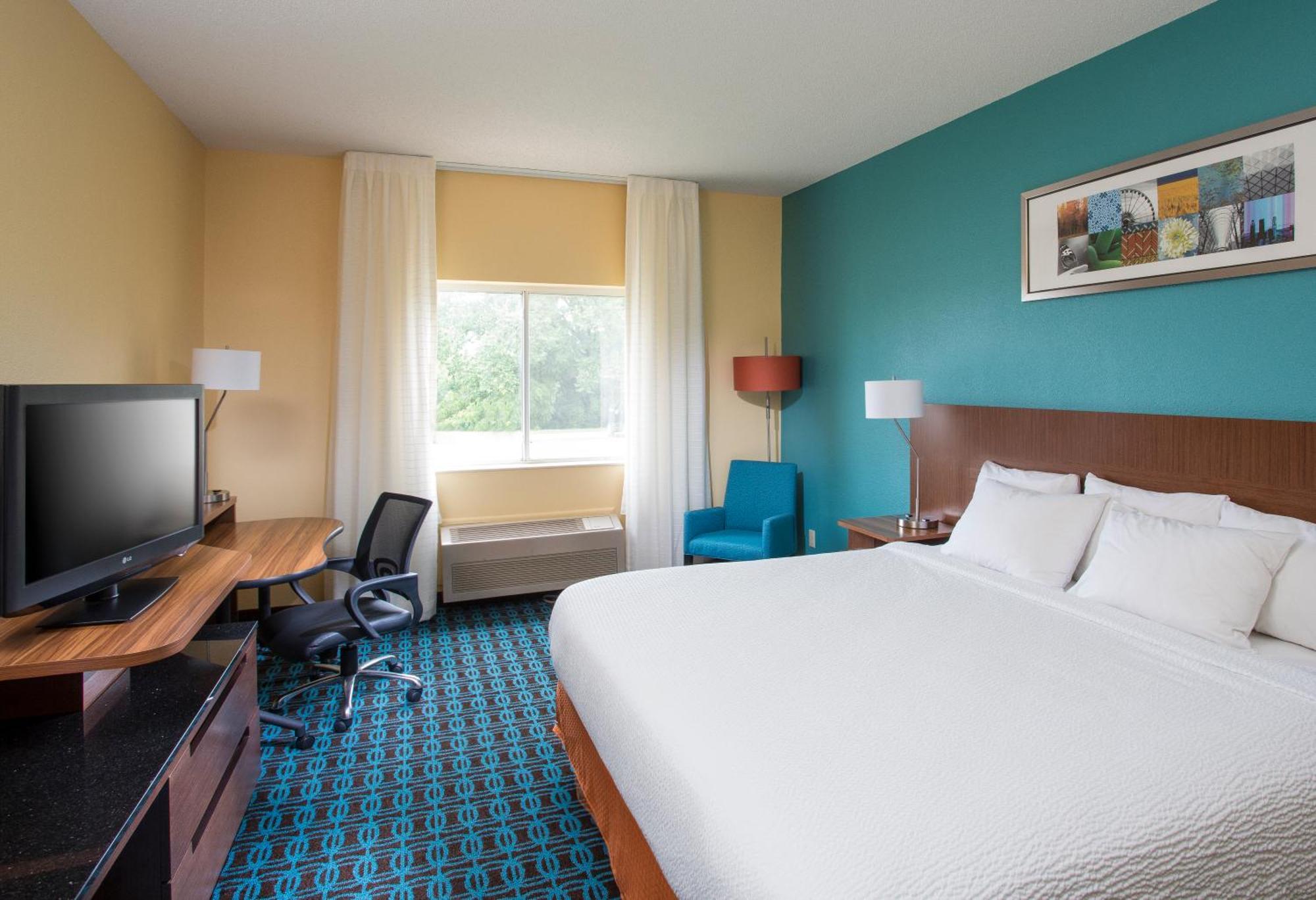 Fairfield Inn & Suites By Marriott קווינסי מראה חיצוני תמונה