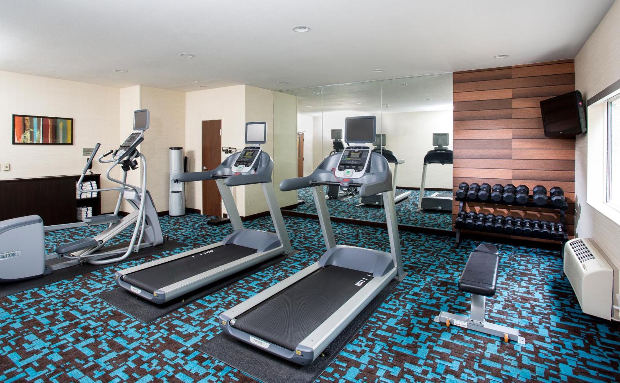 Fairfield Inn & Suites By Marriott קווינסי מראה חיצוני תמונה