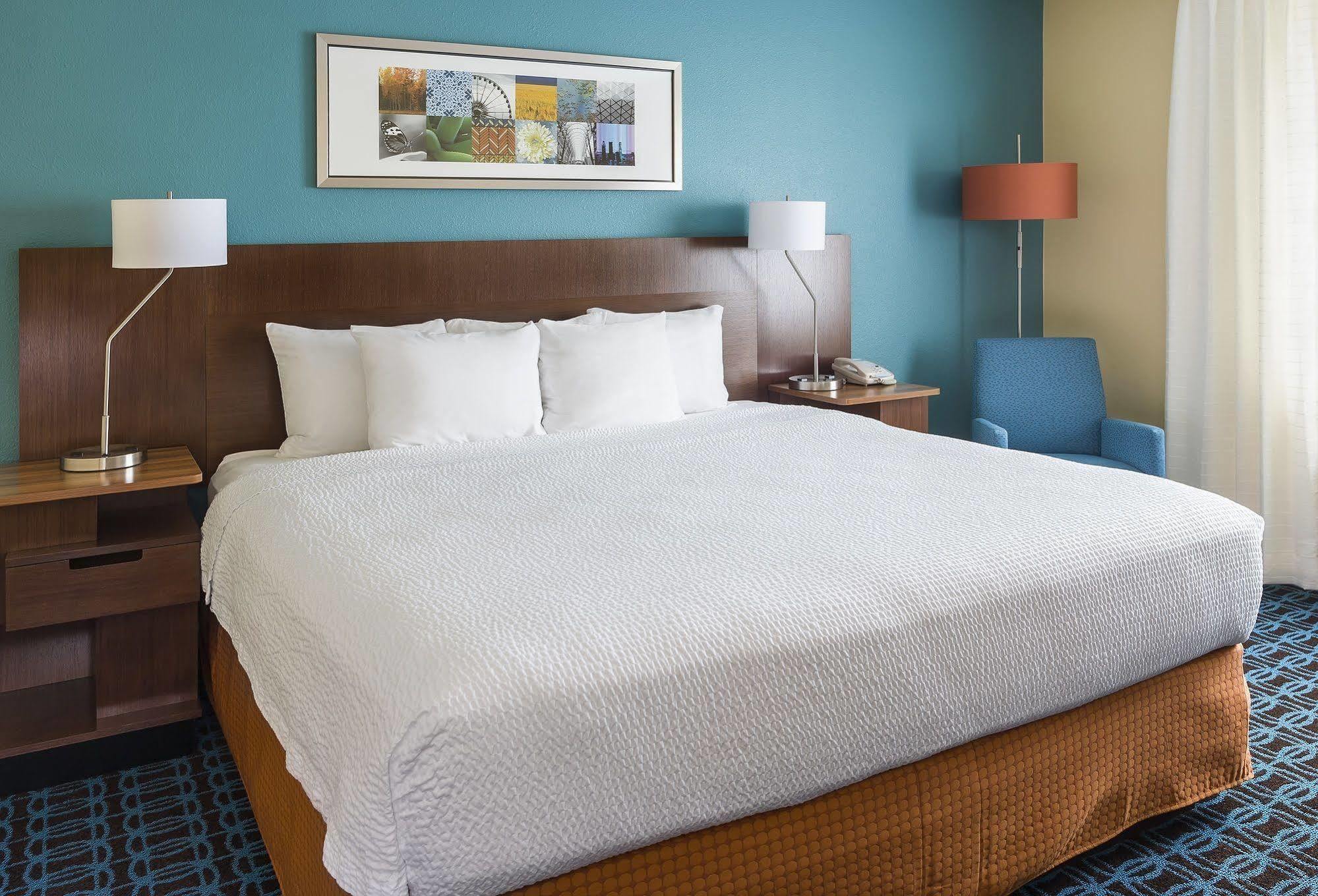 Fairfield Inn & Suites By Marriott קווינסי מראה חיצוני תמונה