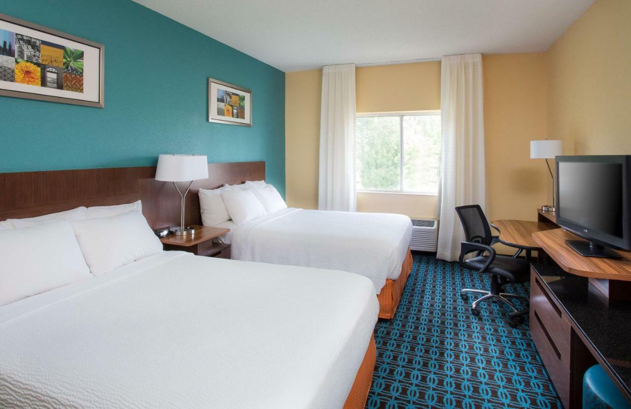 Fairfield Inn & Suites By Marriott קווינסי מראה חיצוני תמונה